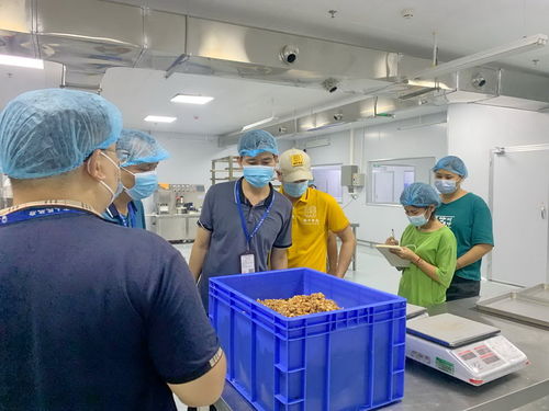 9月7日,羅定市市場監(jiān)管局對銀牛食品開展中秋 國慶節(jié)前食品專項監(jiān)督檢查